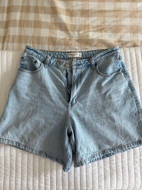 Abercrombie & Fitch Light Blue Denim Shorts - Loose Short - Curve Love